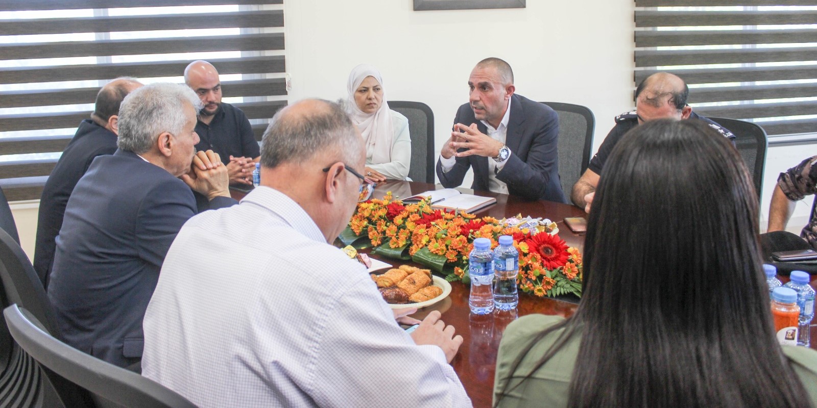 Minister of Education Visits Surda Abu Qash Municipality to Strengthen Partnership and Advance the Education Sector