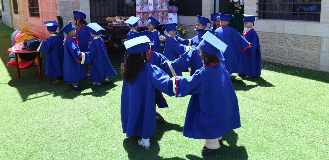 Surda Abu Qash Municipality Shares the Joy of Al-Ain Kindergarten Graduation Ceremony